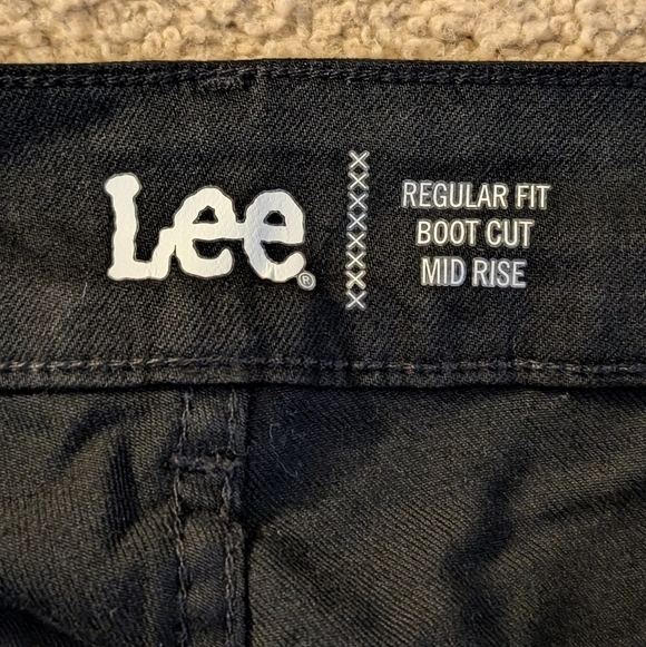 New With Tags Lee Black Mid Rise Regular Fit Bootcut Jeans Size 26W Petite - Picture 2 of 6